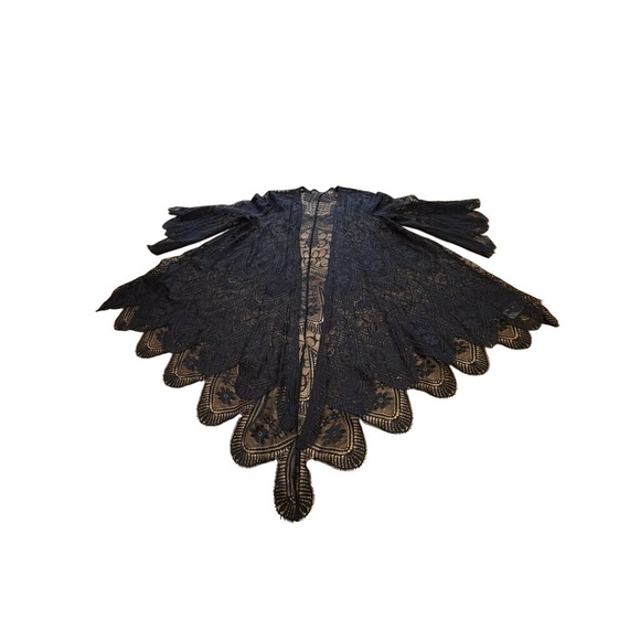 Black Lace Kimono Cardigan Sheer Floral Scalloped Handkerchief Hem OS Resortwear - Picture 5 of 9